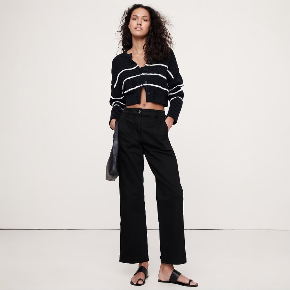 Banana Republic The Weekender Straight Leg Pant NWT 6 BLACK